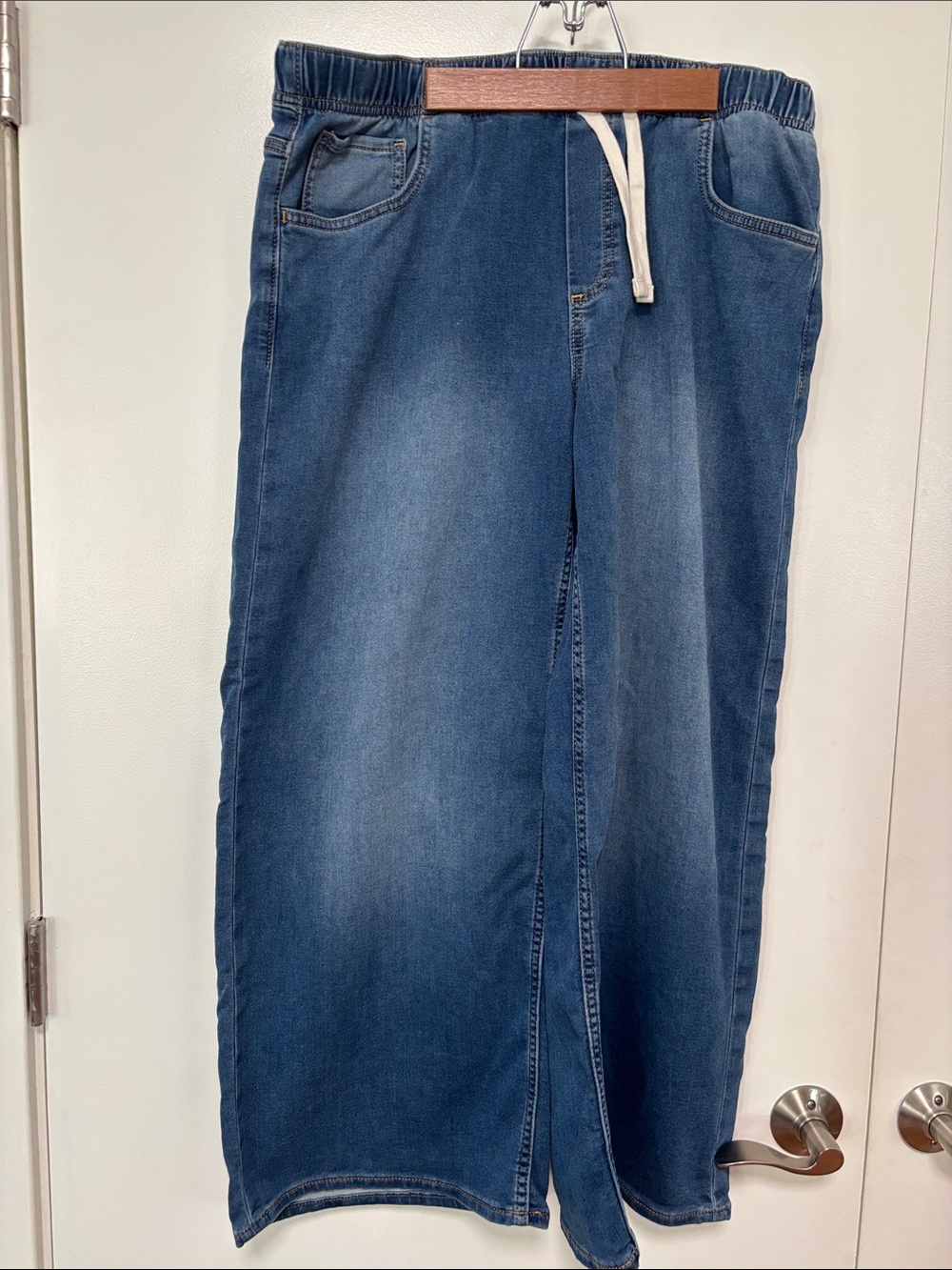 GAP Women's Relaxed Drawstring Jeans - Washed Blue
